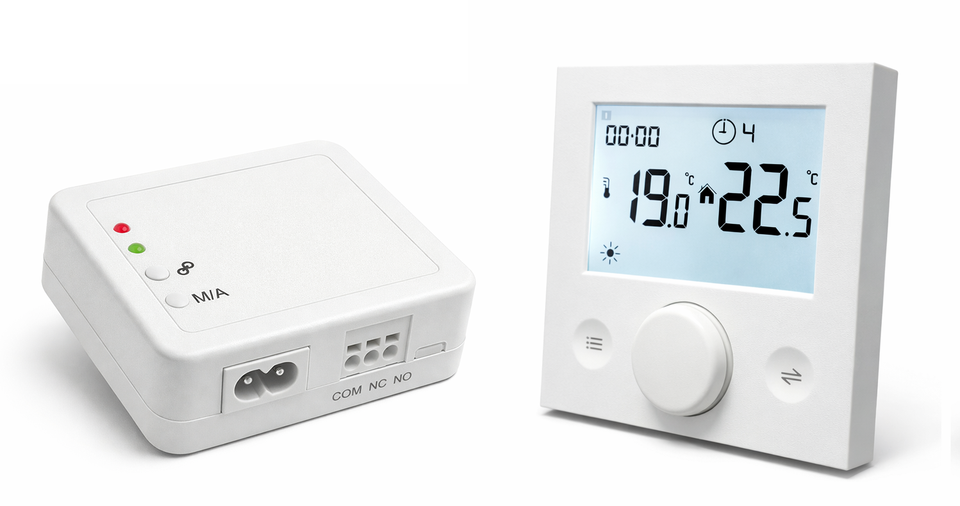 Modern wall-mounted programmable radio frequency thermostat for gas boiler water heaters, hotel use